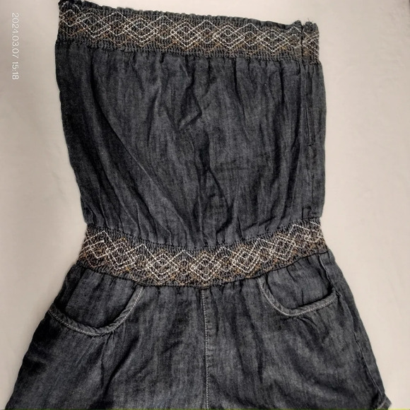 Blue Spice Size Medium Chambray Shirring Romper Jumpsuit shorts Pockets - Picture 6 of 11